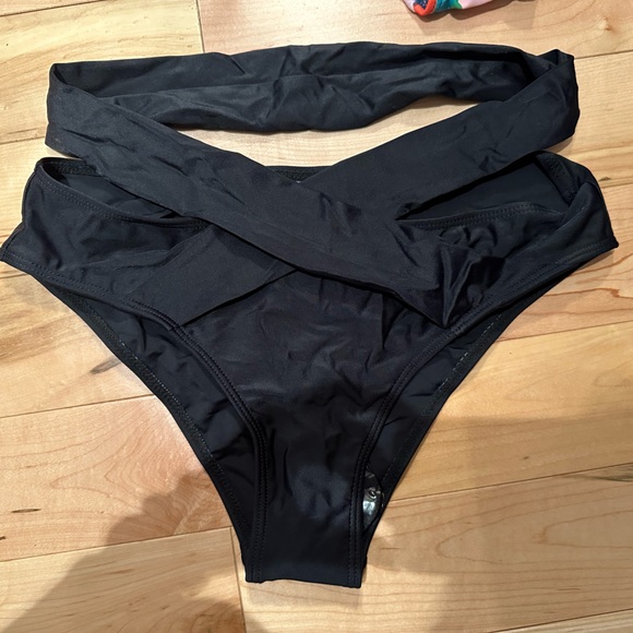 NEW Shein Bikini Bottoms - Picture 10 of 13